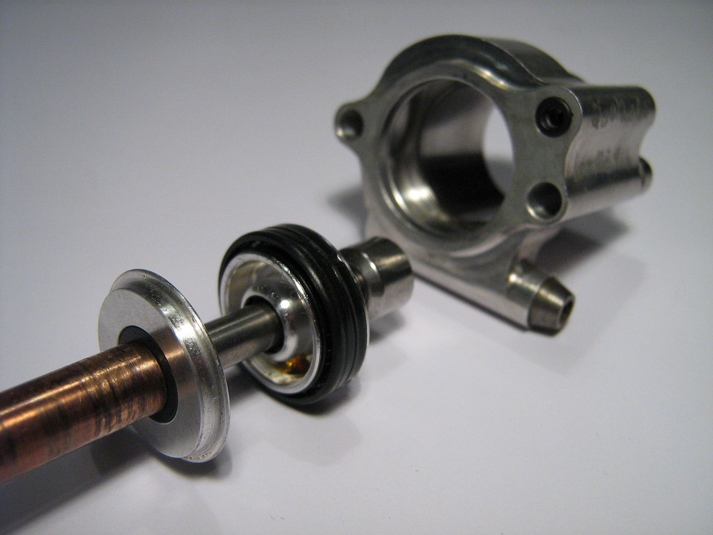 F1 Pneumatic Valve Spring, a closer look